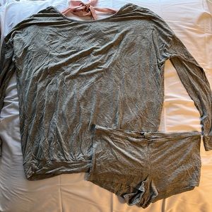 Long sleeve pajama set